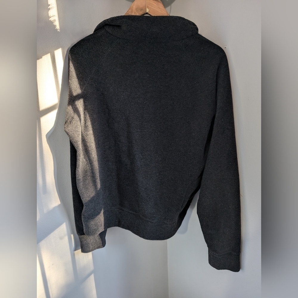 Kit + Ace Fleece Chillout Down Charcoal Grey Pullover Sweater Size Small - Picture 9 of 12